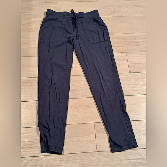 Athletic sweatpants bottoms SMALL with pockets & drawstring - Picture 1 of 5